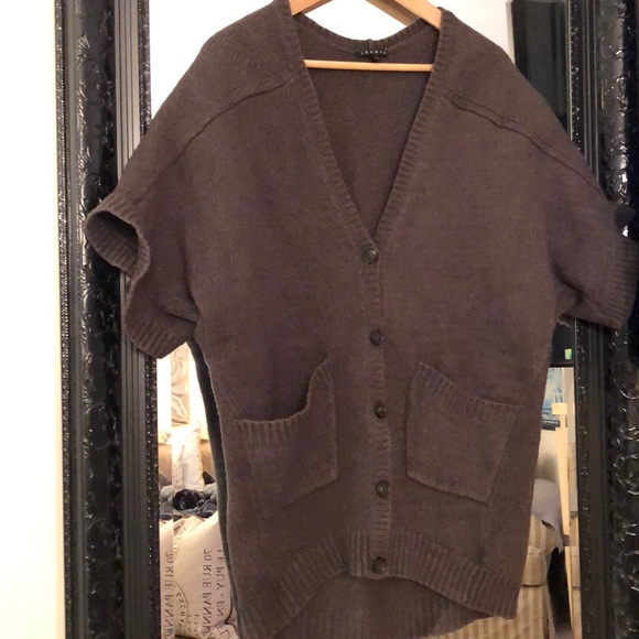 Theory sweater
